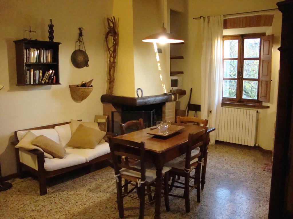 Agriturismo Poggio Salvi Sovicille Rom bilde